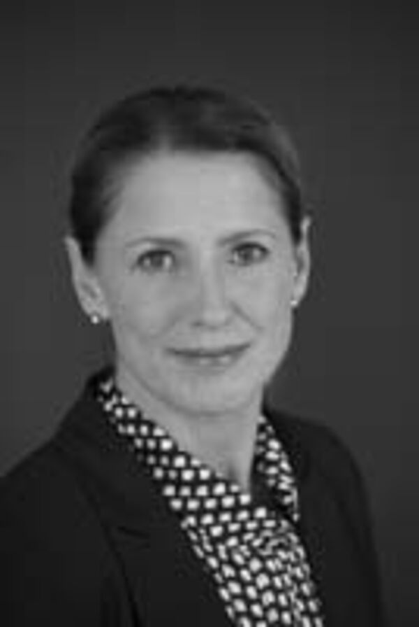 Portrait Esther Curdt